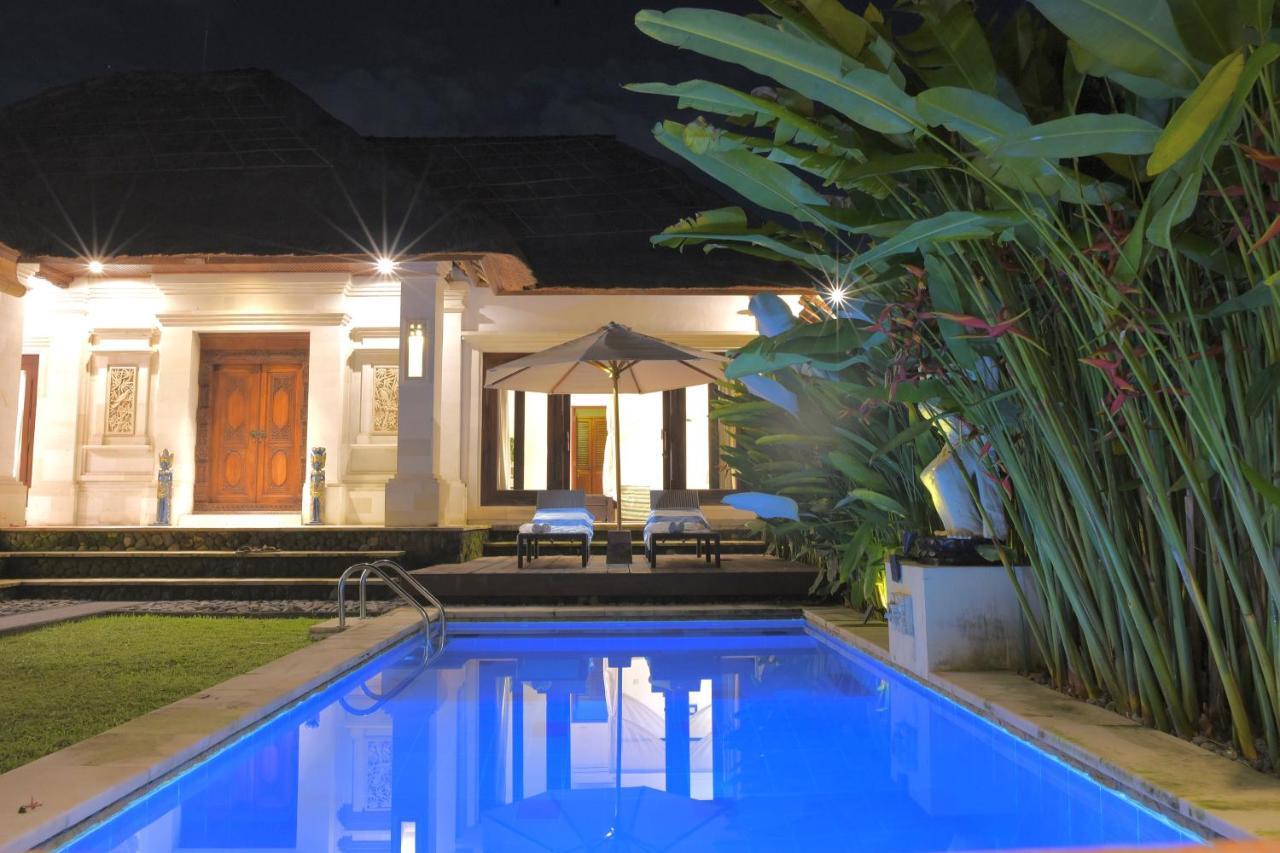 Arona Villa Sanur エクステリア 写真